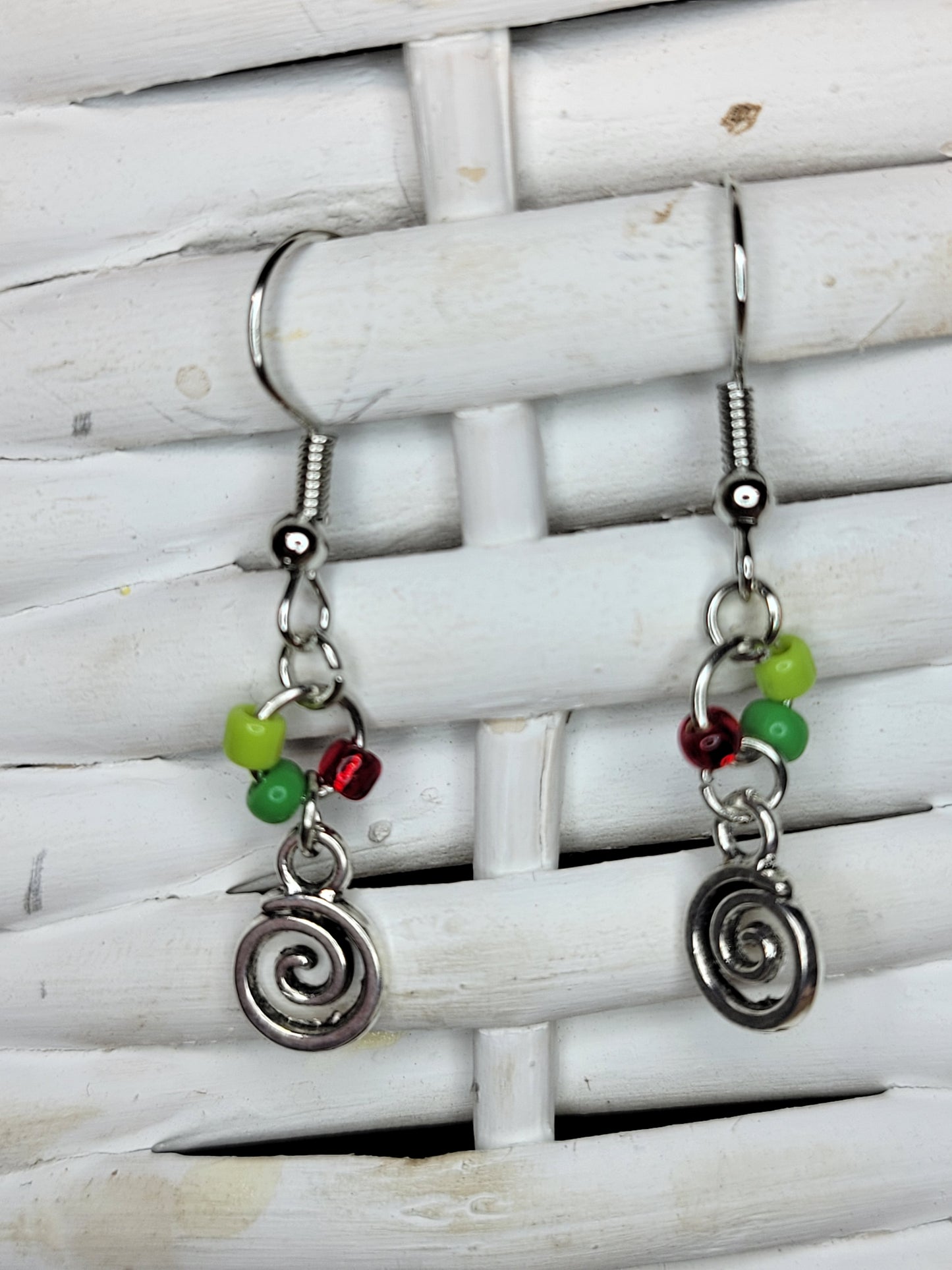 Red and Green Beaded Swirl Necklace/Earring Set