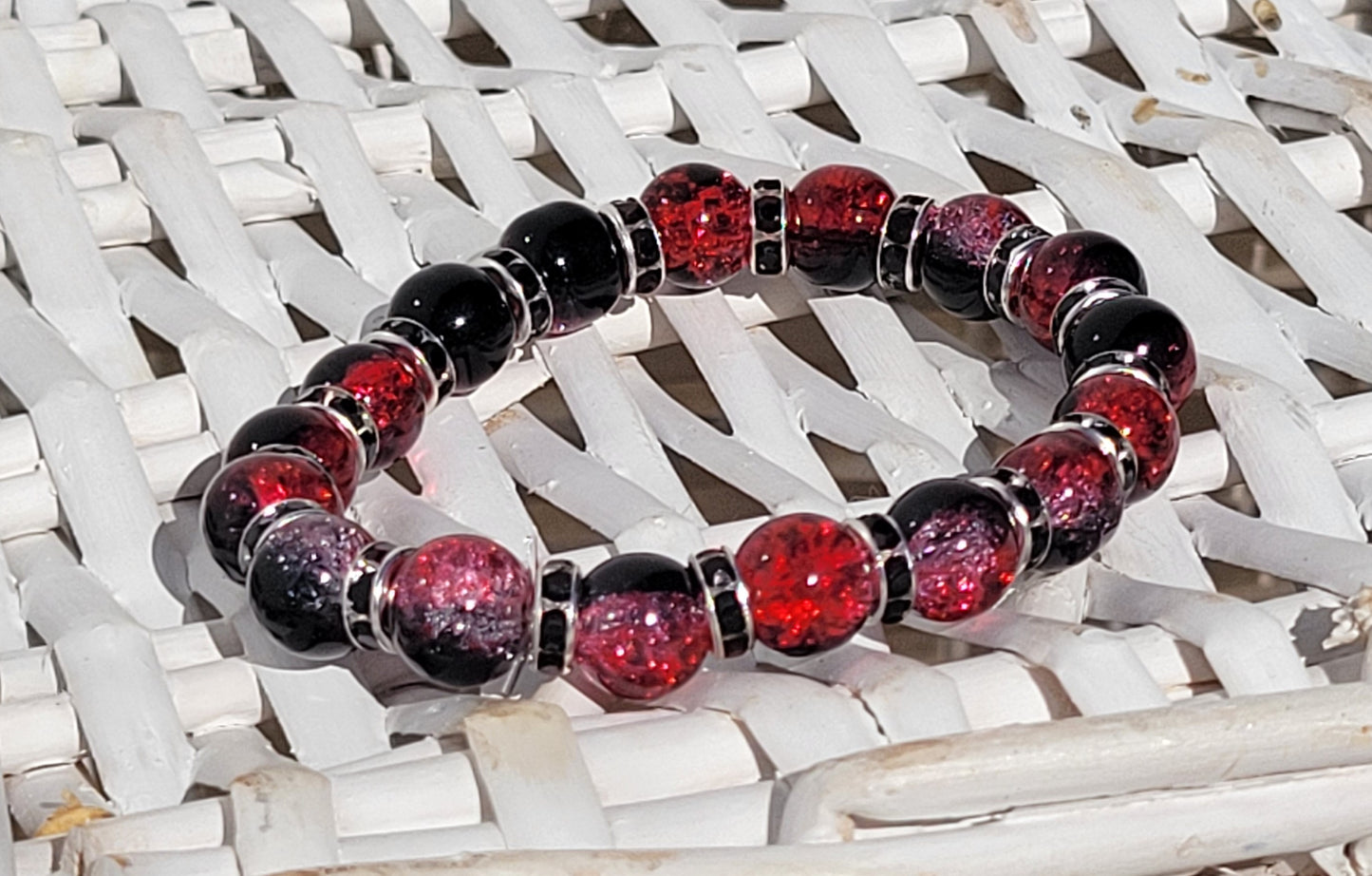 Black & Red Crackle Bead Bracelet