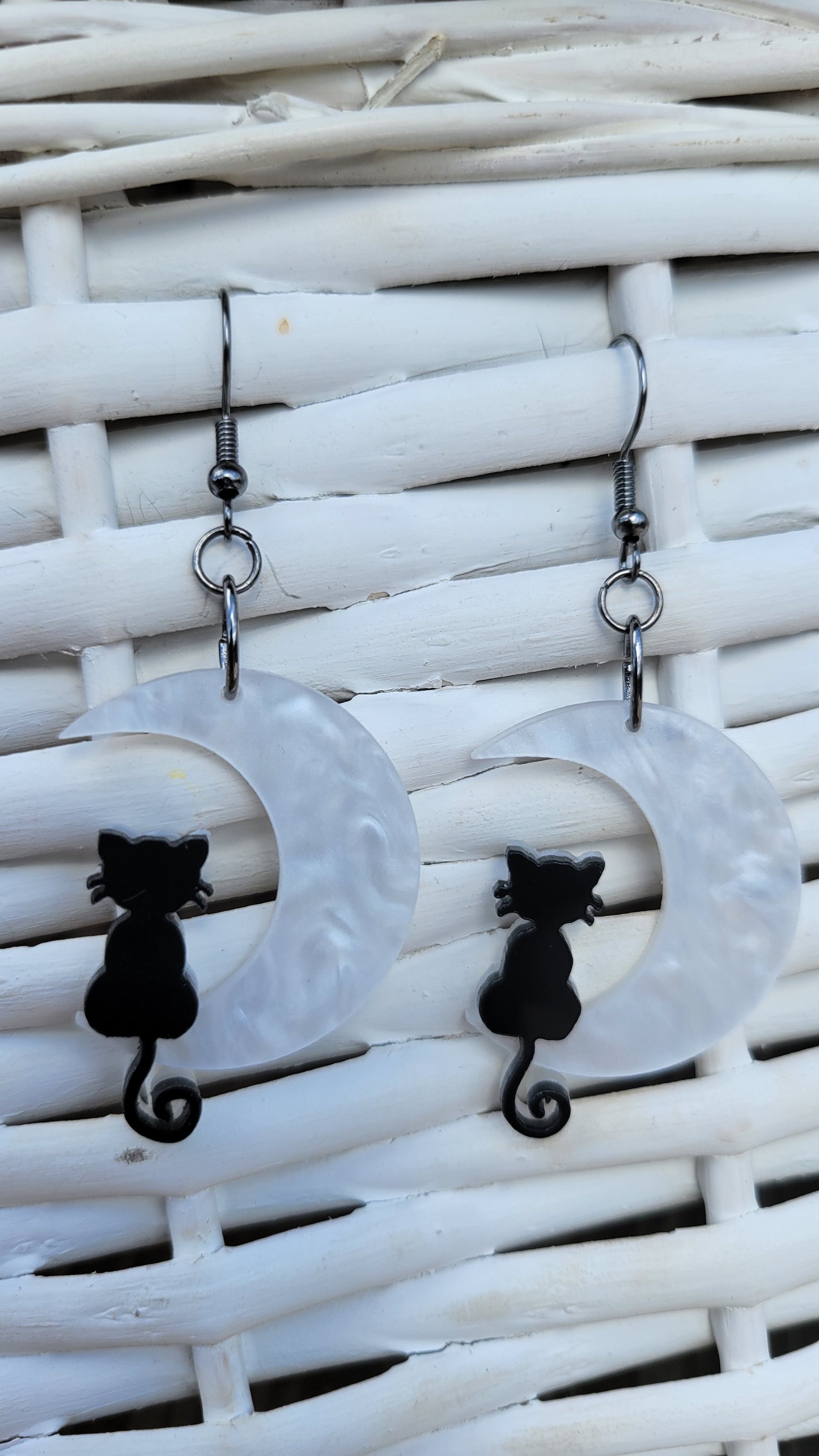 Moon Sitting Cat Earrings